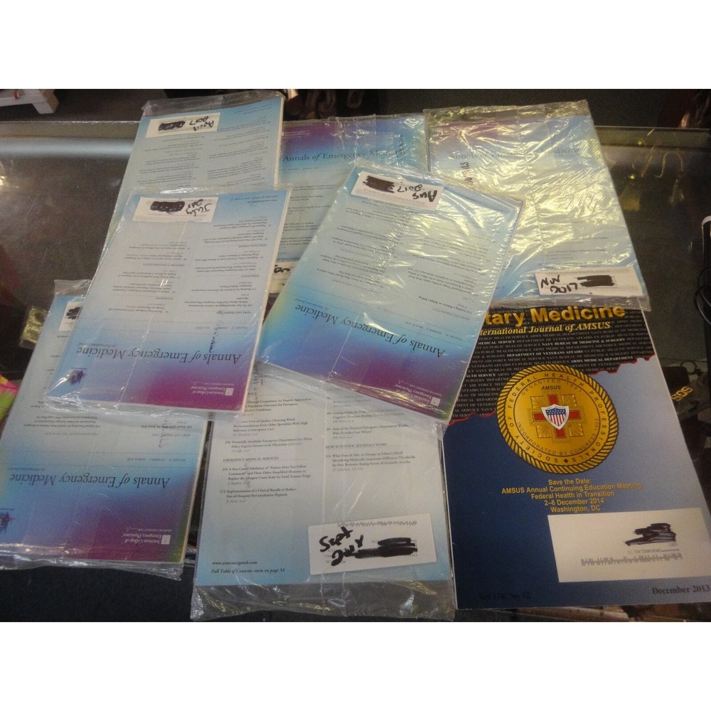 8 lot Military Medicine International journal annuals of emergency magazines dr‎